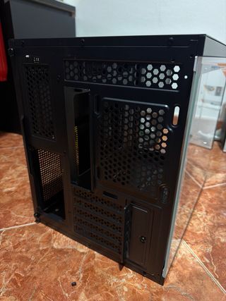 Torre Gaming Mars Gaming Negra/Blanca