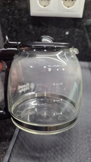 Cafeteira Russell Hobbs Vermelha