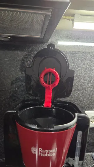 Cafeteira Russell Hobbs Vermelha