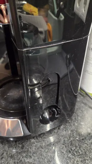 Cafeteira Russell Hobbs Vermelha