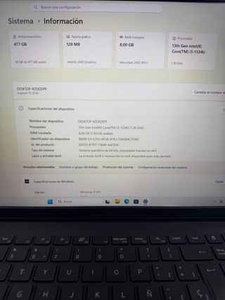 Dell Inspiron 15 3530 Portátil