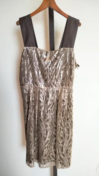 Vestido Beige y Dorado