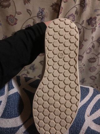 Zapatillas blancas plateadas talla 37