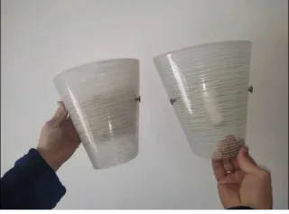 Lámparas de cristal con diseño de líneas