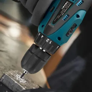 Trapano Avvitatore 18V con 2 Batterie e Valigetta