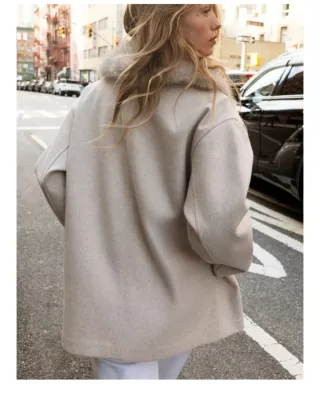 Abrigo Zara Beige Talla L