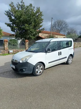 Opel Combo 2015
