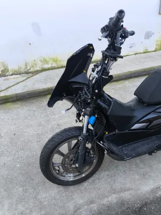 Keeway Vieste Lx 2025 - 3.432 km. Siniestro