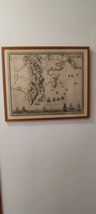 Grabado antiguo mapa costero y náutico.