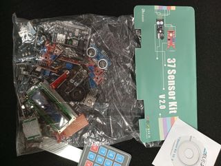 Kit Arduino UNO R3 y Nano