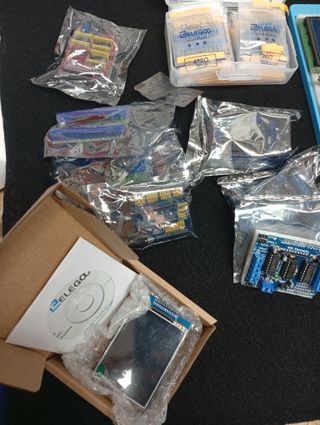 Kit Arduino UNO R3 y Nano