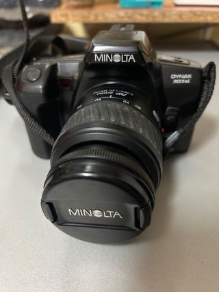 Cámara de carrete Minolta Dynax 303si