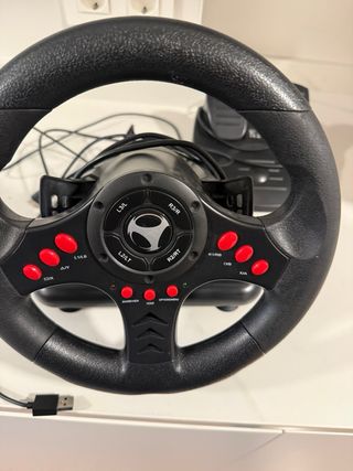 Volante PS4 con Pedales