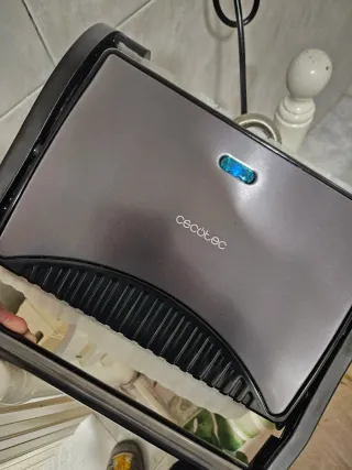 Parrilla eléctrica Cecotec Rock’nGrill Dark 1000