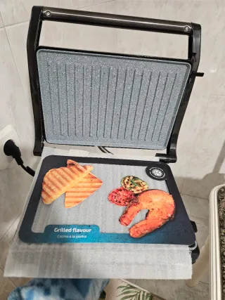 Parrilla eléctrica Cecotec Rock’nGrill Dark 1000