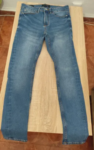 ‼️ NO NEGOCIABLE ‼️ Vaqueros hombre