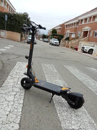 Patín Eléctrico Ausom L1 de serie