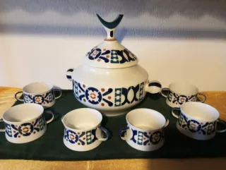 Sopera y 6 tazas consomé Sargadelos