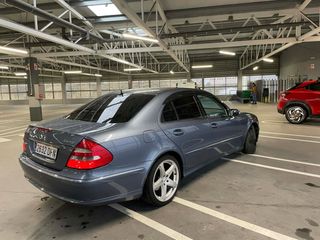 Mercedes-Benz Clase E 2005