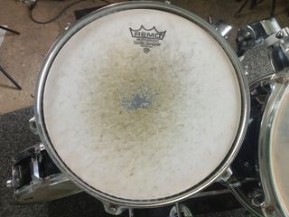 Batería CB Drums - Bombo 18 (solo cascos y caja)