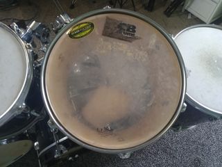Batería CB Drums - Bombo 18 (solo cascos y caja)