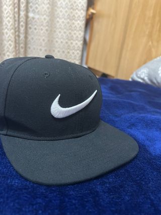 Gorra Nike Negra Talla M/L sin etiquetas