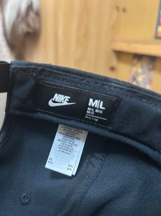 Gorra Nike Negra Talla M/L sin etiquetas
