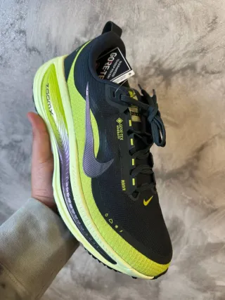 Nike Vomero 18 GTX Scarpe da Corsa Uomo Donna