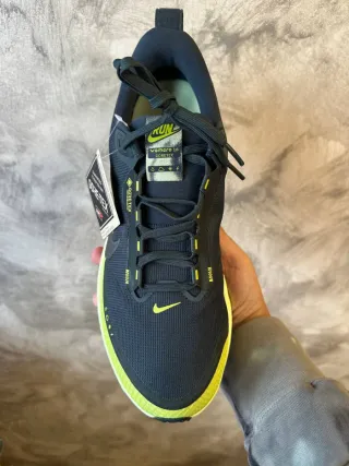 Nike Vomero 18 GTX Scarpe da Corsa Uomo Donna