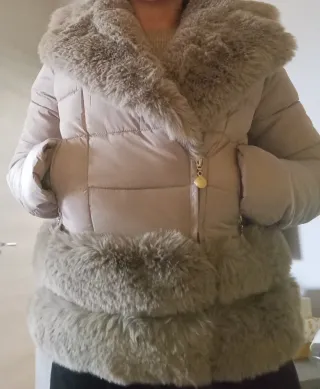 Giubbino donna beige con pelliccia