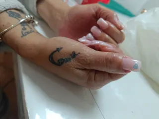 Uñas en mi casa en paiporta 15