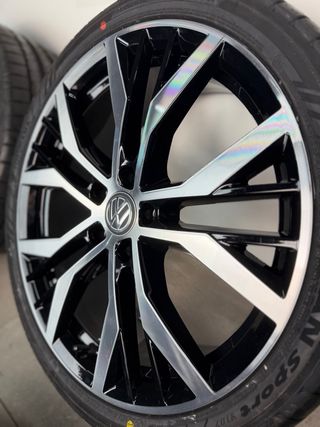 LLANTAS VOLKSWAGEN 19 SANTIAGO ORIGINALES REESTREN