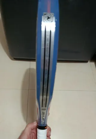 Pala de pádel StarVie Basalto 2.