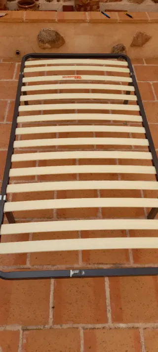Cama somier 1.80x90 Pikolin con patas.