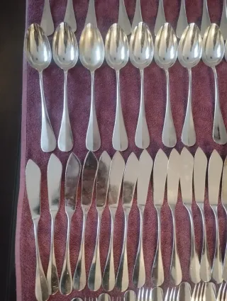 Christofle – Lote de cubiertos en metal plateado