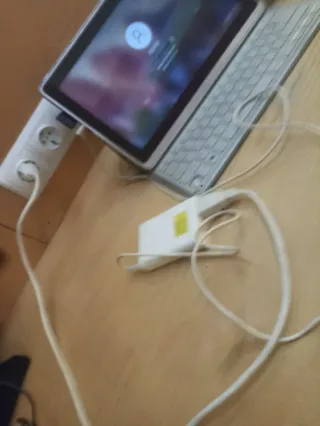 Tablet Acer Negra con Funda