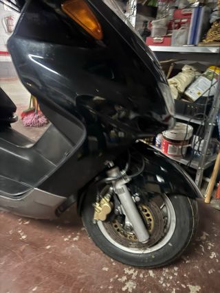 Yamaha Majesty 250cc 2001 Todo los papeles en regl