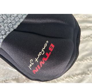 Sillin y cubresillin gel btwin. Dos elementos.