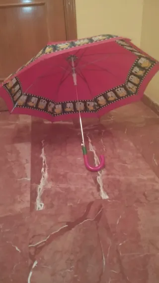 Lote de paraguas infantiles y adultos