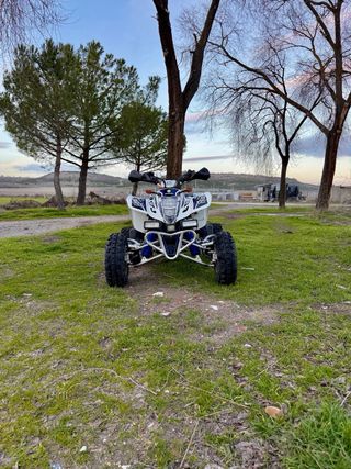 Quad Suzuki LTZ400