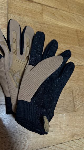Guantes Mechanix Beige y Negro Talla M