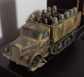 Maqueta Opel Maultier Wehrmacht con soldados
