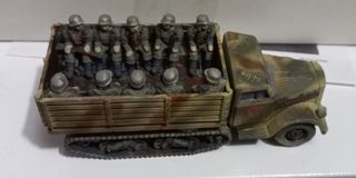 Maqueta Opel Maultier Wehrmacht con soldados