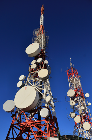 Objetivo Canon RF-S 18-45mm F4.5-6.3 IS STM