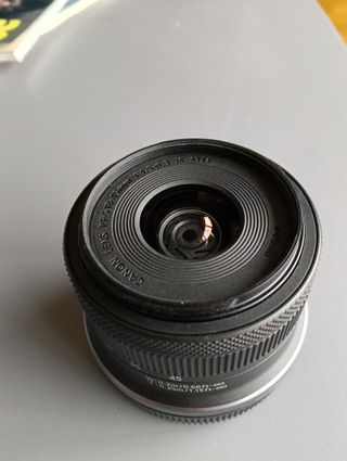 Objetivo Canon RF-S 18-45mm F4.5-6.3 IS STM