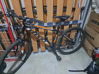Bicicleta B-Pro Montaña Negra/Naranja