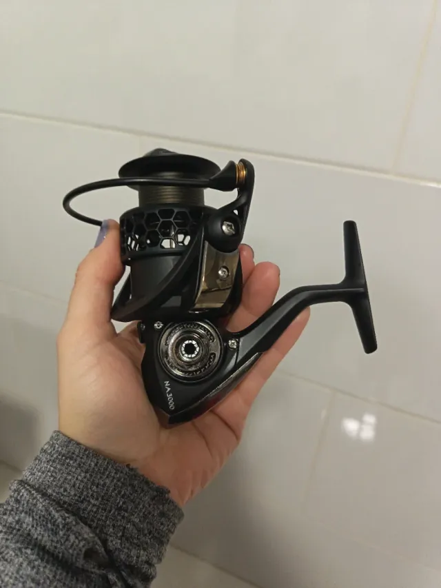 Carretella da pesca Tsurinoya NANO 3000