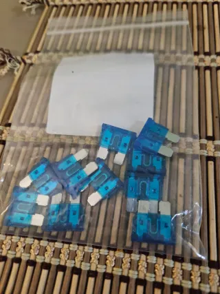 10 Fusibles Coche 15A Azul