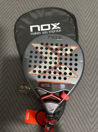 Pala NOX AT10 Genius 18K ALUM Agustin Tapia