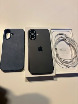 iPhone 16 Space Gray